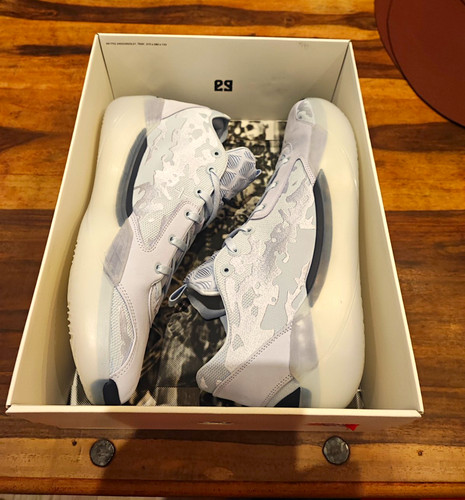 Air jordan neu - jordan,